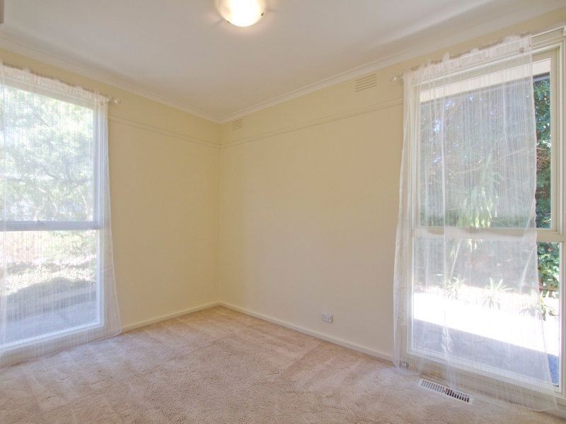 15 Blaxland Avenue, Frankston South VIC 3199