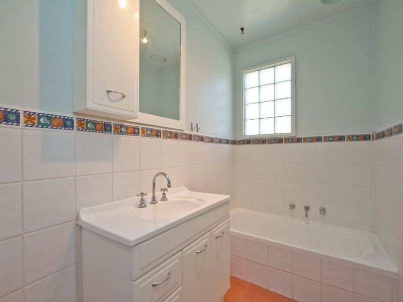 15 Blaxland Avenue, Frankston South VIC 3199