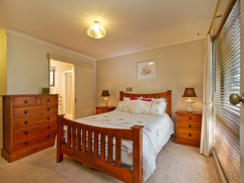 8 Yardley Court, Frankston VIC 3199