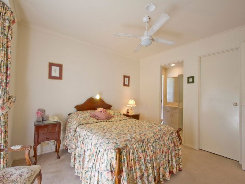 9 Saltbush Glade, Frankston VIC 3199