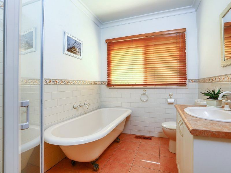 15 Woolmer Court, Frankston South VIC 3199