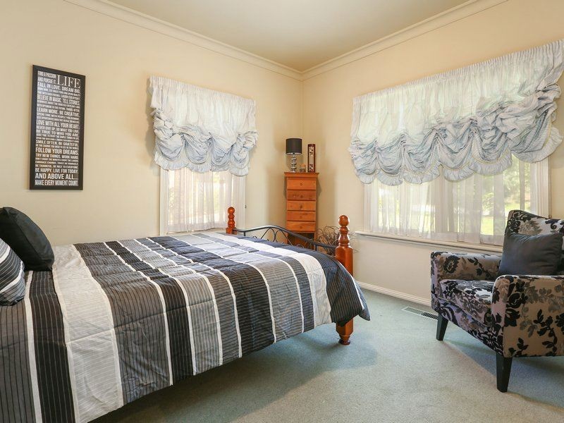 15 Woolmer Court, Frankston South VIC 3199