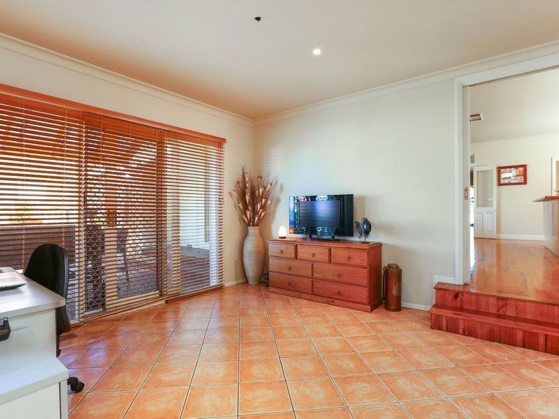 15 Woolmer Court, Frankston South VIC 3199