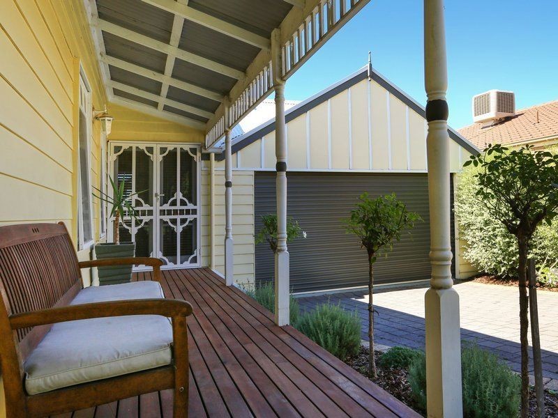 15 Woolmer Court, Frankston South VIC 3199