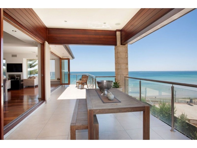 2 Somme Avenue, Frankston South VIC 3199