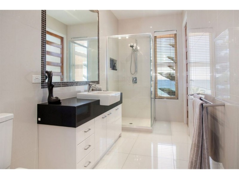 2 Somme Avenue, Frankston South VIC 3199
