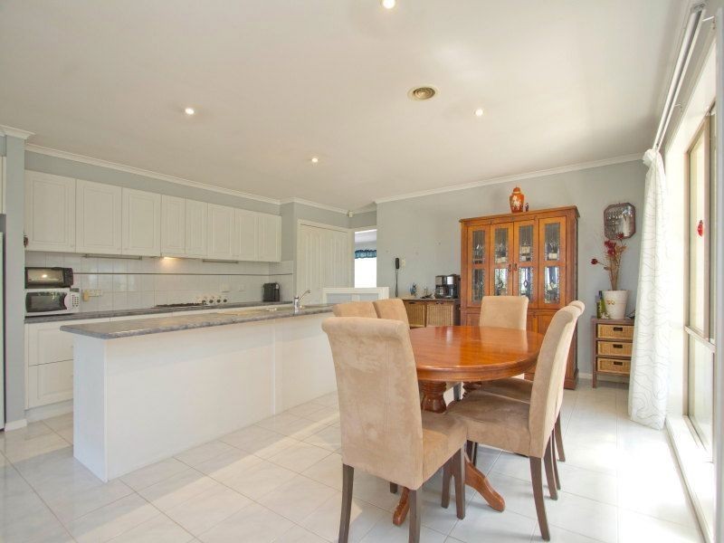 4 Palma Court, Frankston South VIC 3199