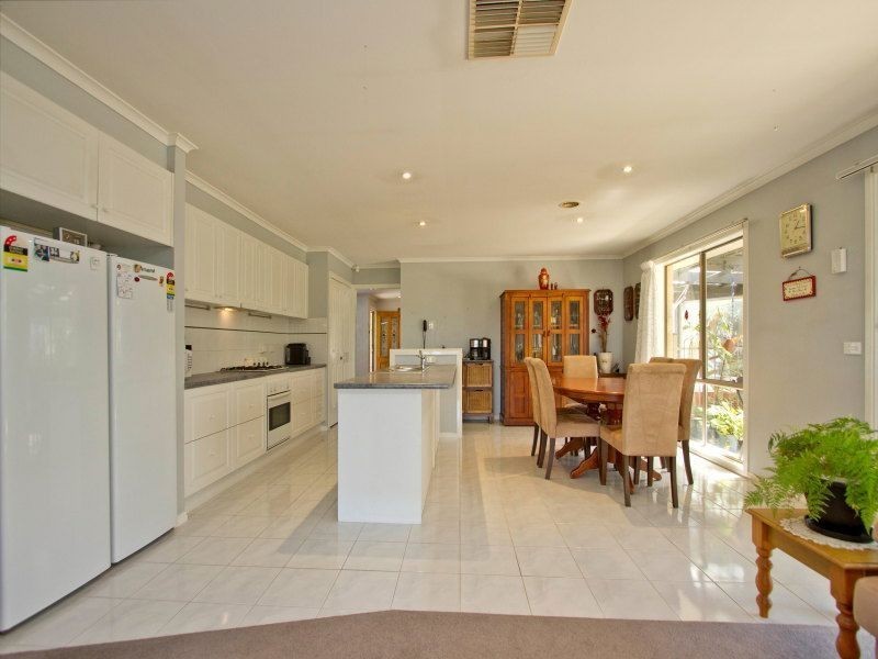4 Palma Court, Frankston South VIC 3199