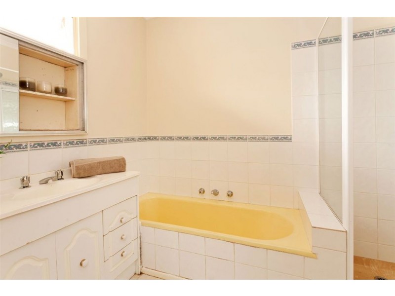 1/6 Nilma Court, Frankston VIC 3199