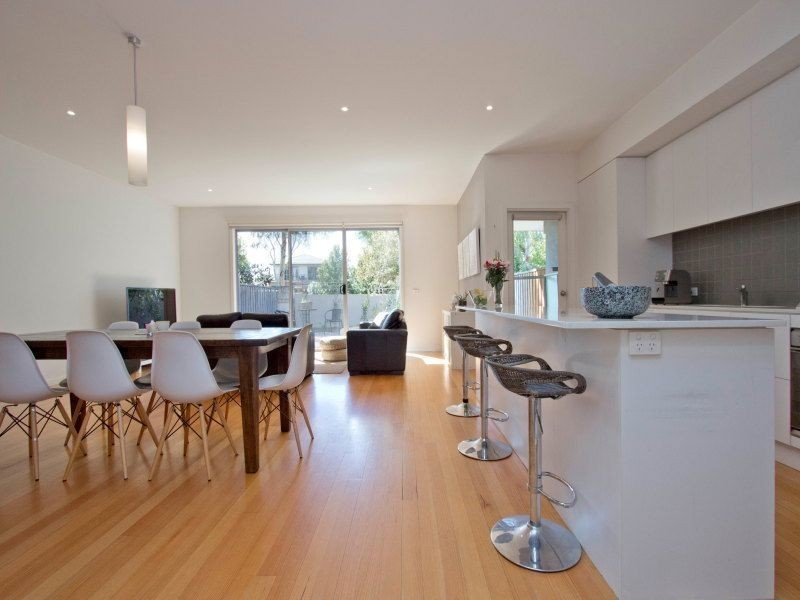 34/2 Barton Drive, Sandhurst VIC 3977
