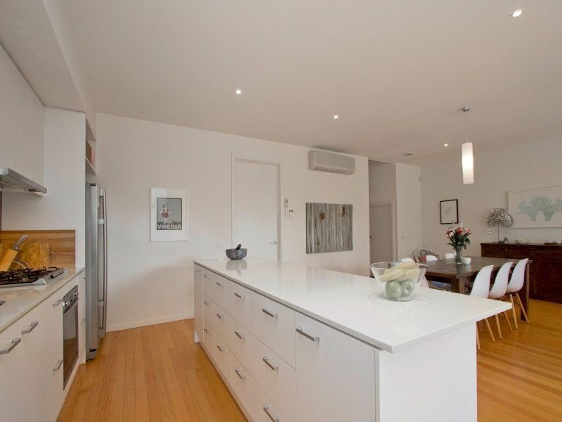 34/2 Barton Drive, Sandhurst VIC 3977