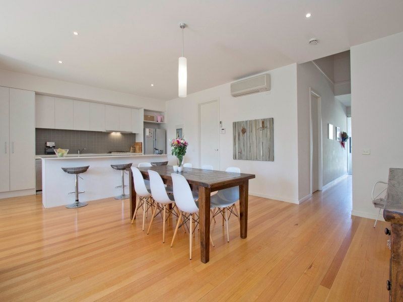 34/2 Barton Drive, Sandhurst VIC 3977