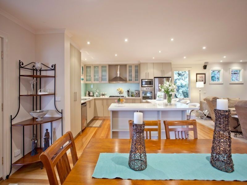 11 Mount Erin Crescent, Frankston South VIC 3199