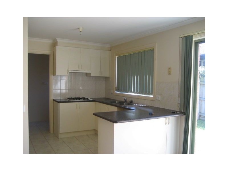 2/15 Jordan Street, Somerville VIC 3912