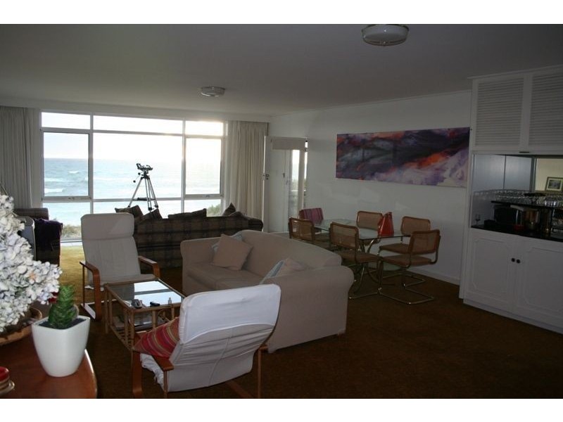 2/68 Gould Street, Frankston VIC 3199