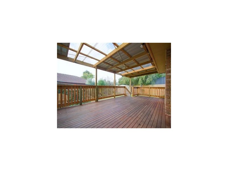 5 Lerwick Court, Frankston VIC 3199