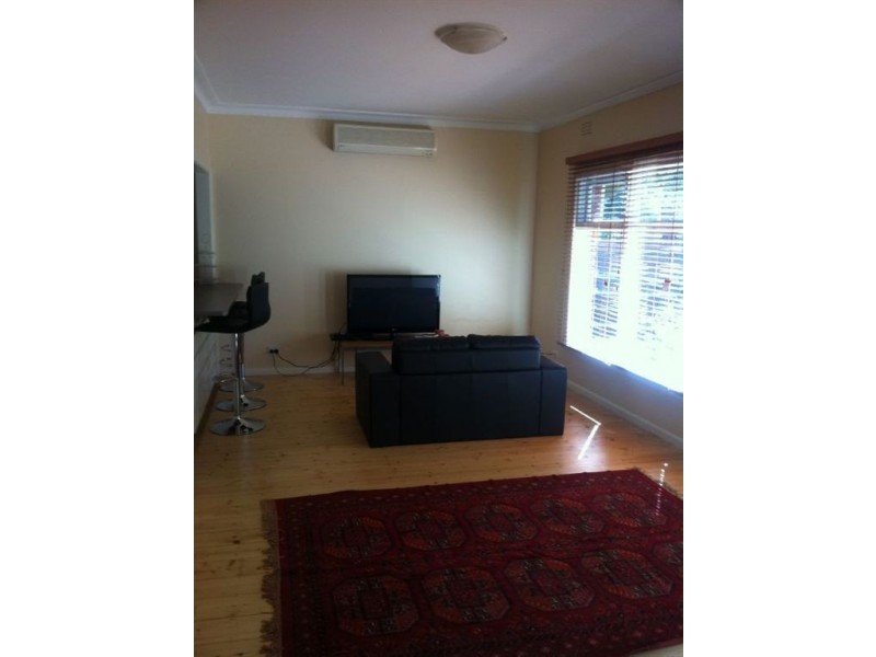 2/13 Kalmia Street, Frankston VIC 3199