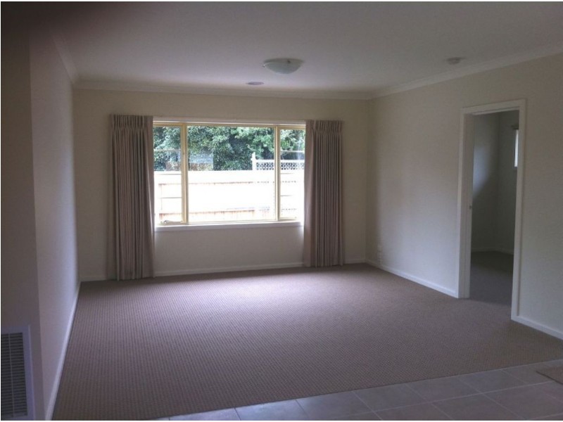 1/56 Rosslyn Avenue, Seaford VIC 3198