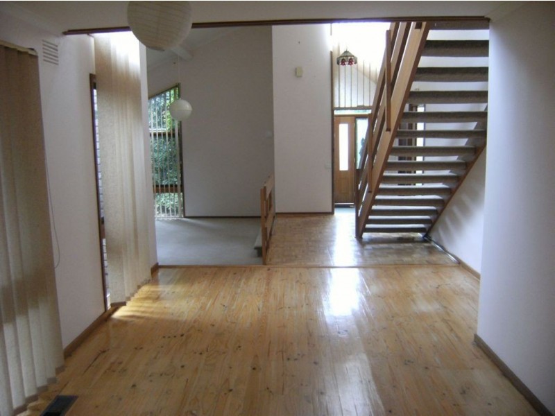 12 Bangor Drive, Frankston VIC 3199