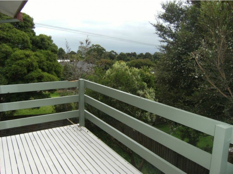 12 Bangor Drive, Frankston VIC 3199