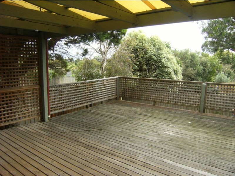 12 Bangor Drive, Frankston VIC 3199