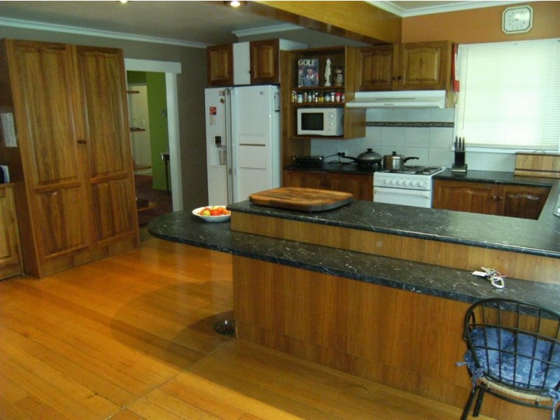 9 Shaftesbury Street, Frankston VIC 3199