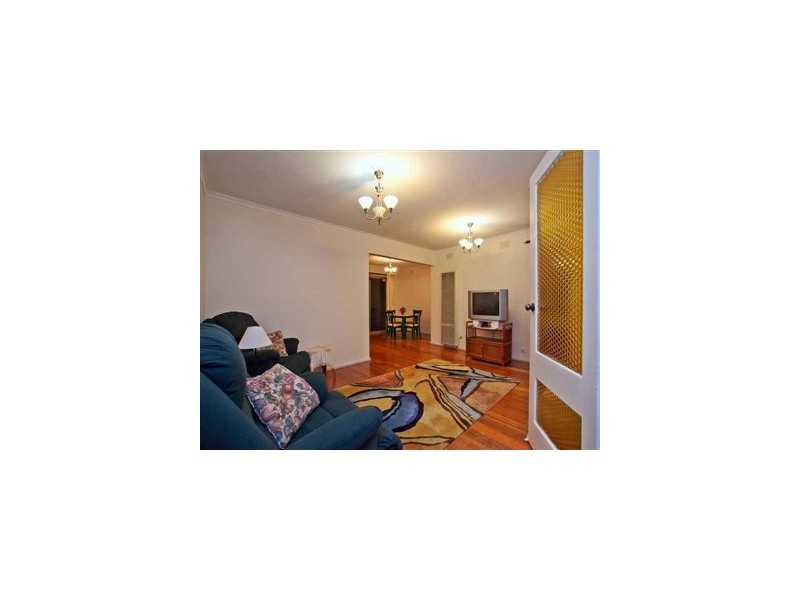 8 Owen Close, Frankston VIC 3199