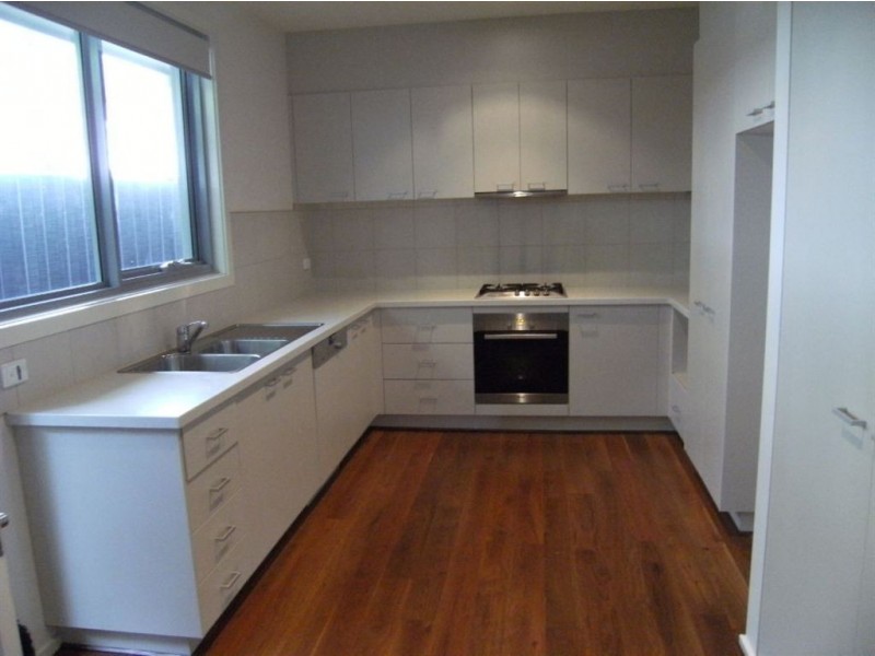 1/54 Gould Street, Frankston VIC 3199