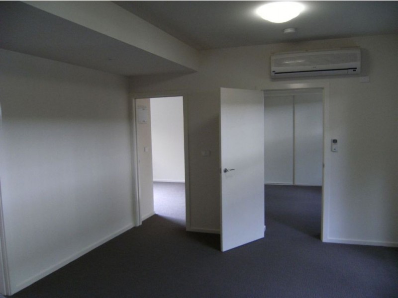 2/54 Gould Street, Frankston VIC 3199