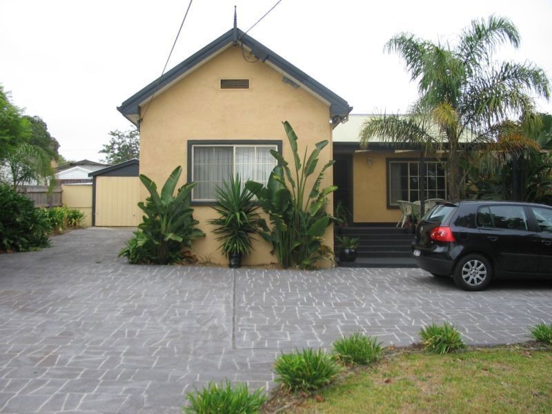 36 Heatherhill Road, Frankston VIC 3199