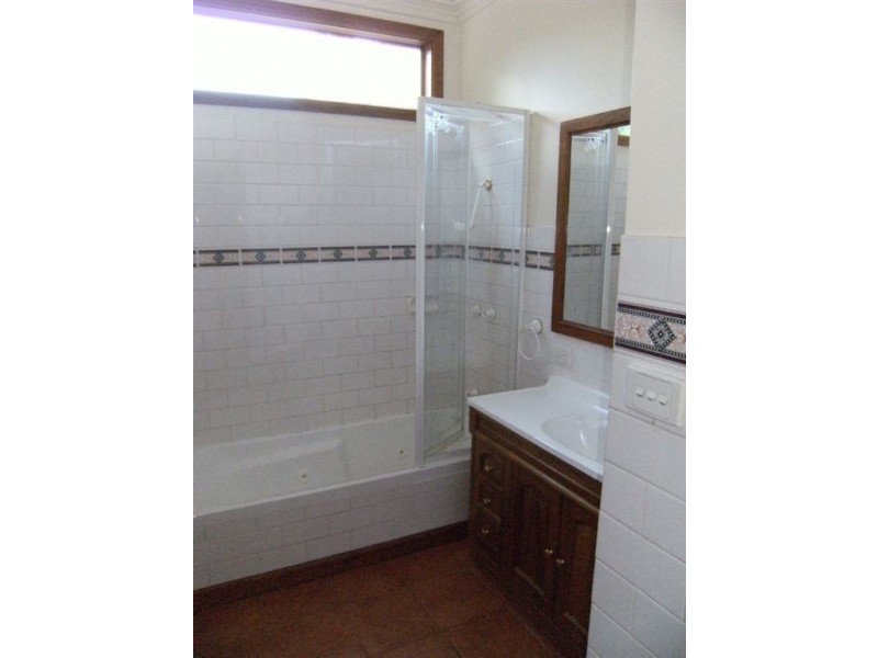 20 Gairloch Drive, Frankston VIC 3199