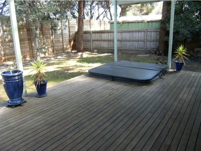 20 Gairloch Drive, Frankston VIC 3199