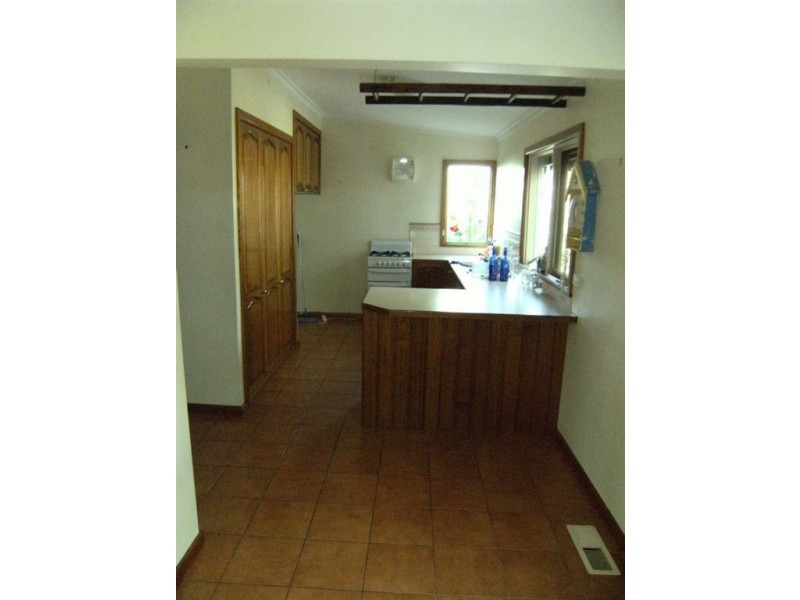 20 Gairloch Drive, Frankston VIC 3199