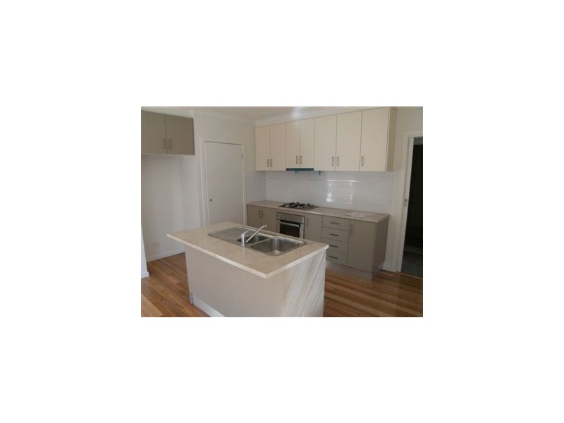17a Mitchell Street, Seaford VIC 3198