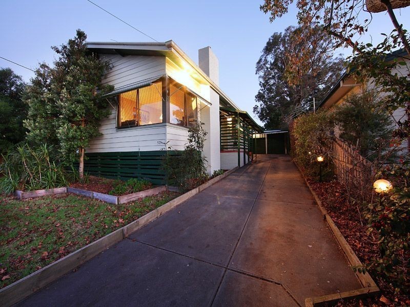 52 Summit Road, Frankston South VIC 3199