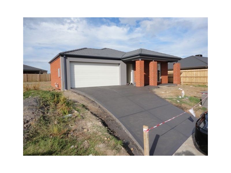 38 Merriwee Chase, Sandhurst VIC 3977