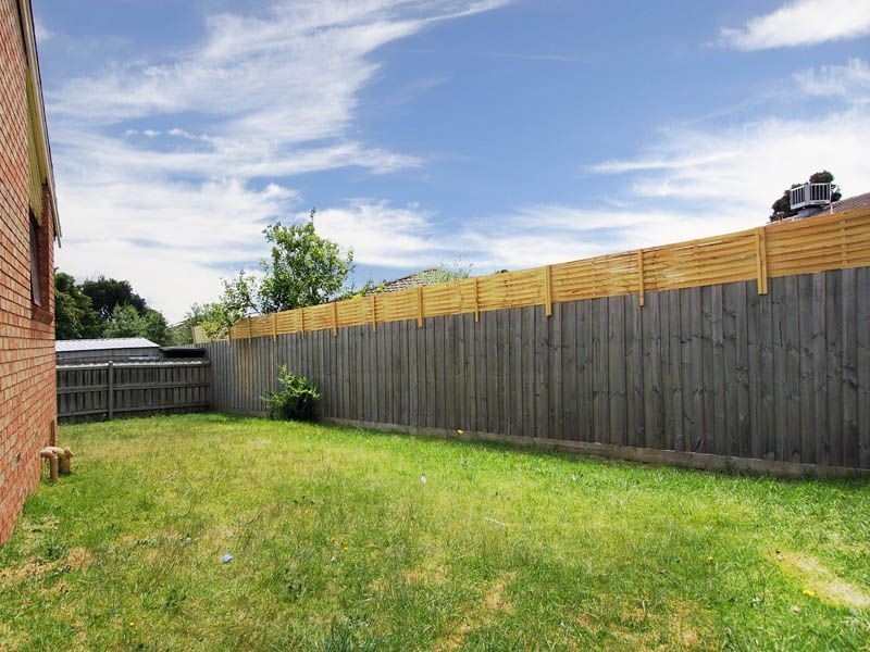 35 Whitford Way, Frankston VIC 3199