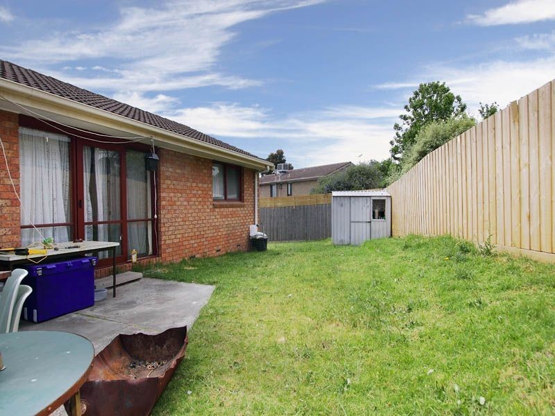 35 Whitford Way, Frankston VIC 3199