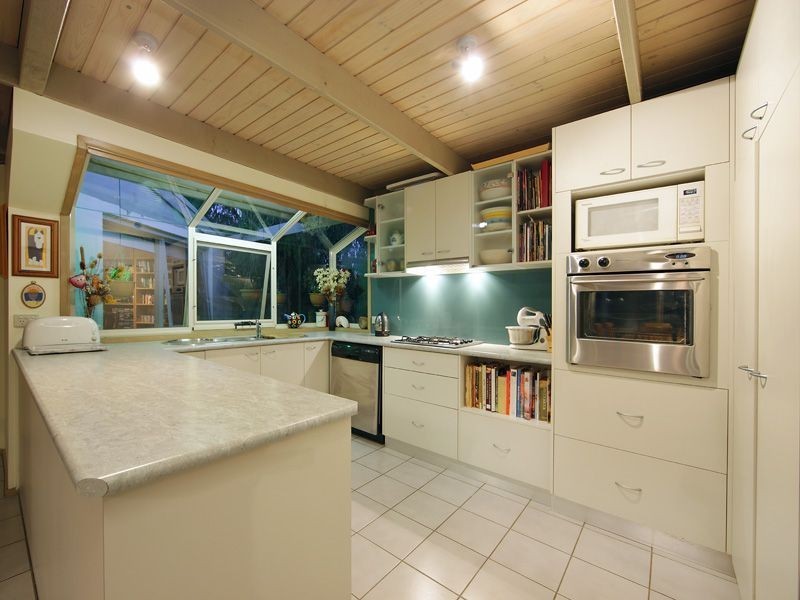 5 Conifer Court, Frankston South VIC 3199