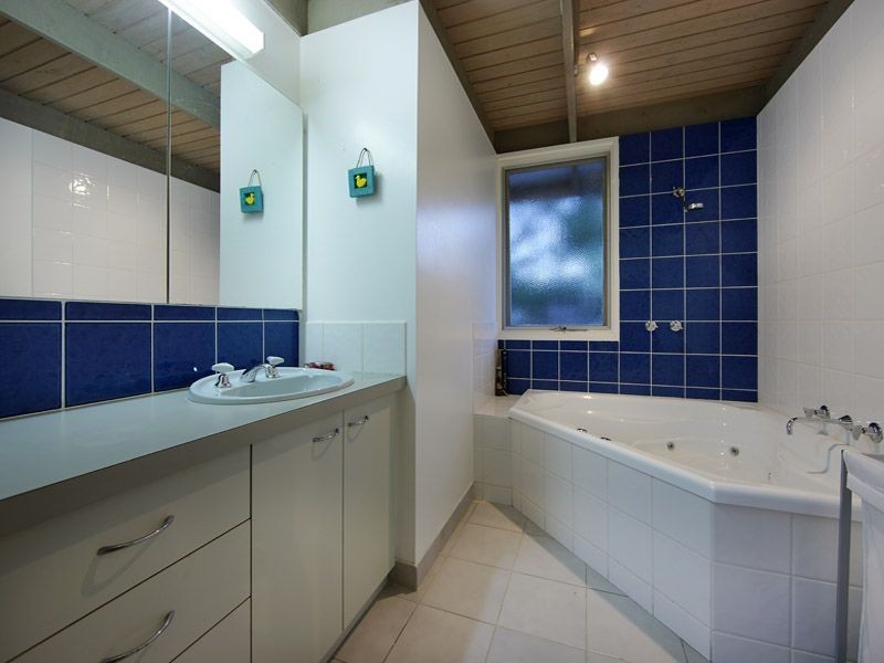 5 Conifer Court, Frankston South VIC 3199