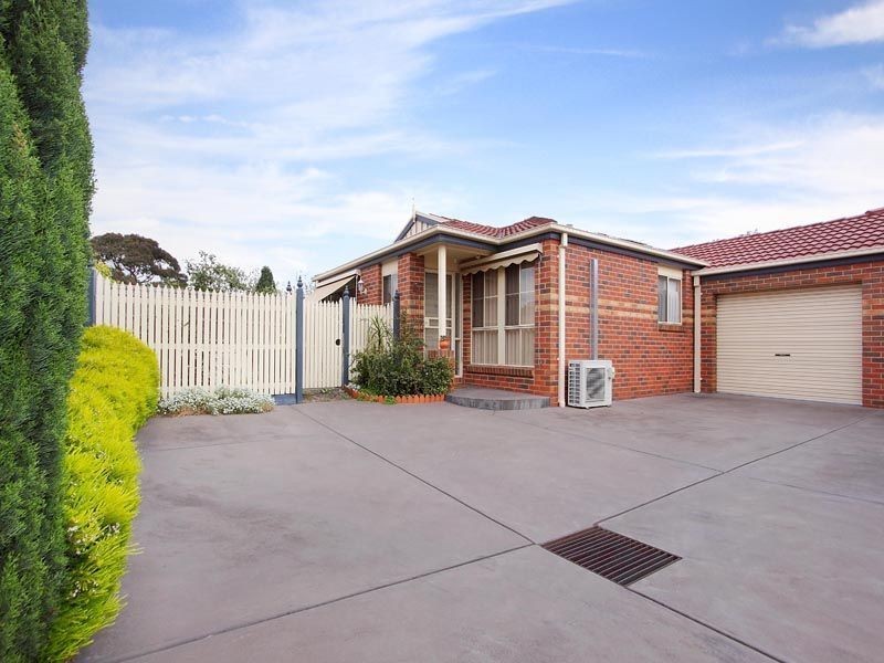 4/8 Reid Street, Frankston South VIC 3199