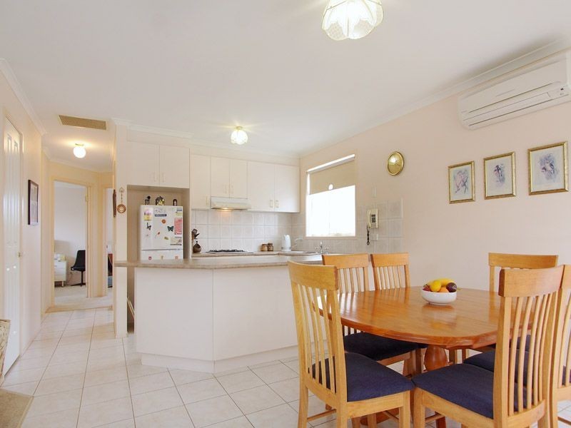 4/8 Reid Street, Frankston South VIC 3199