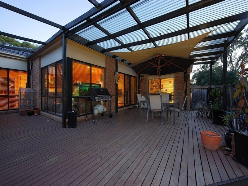 6 Robinia Street, Frankston VIC 3199