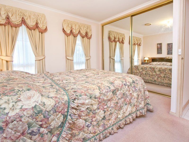 15 Correa Grove, Frankston South VIC 3199