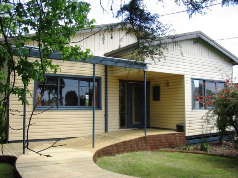 40 Fairway Street, Frankston VIC 3199
