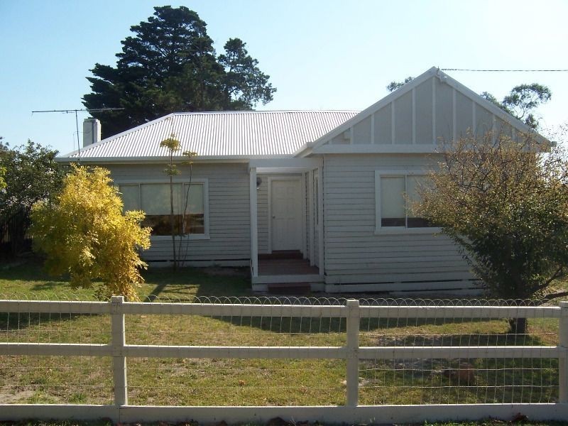 20 Seaview Parade, Dromana VIC 3936