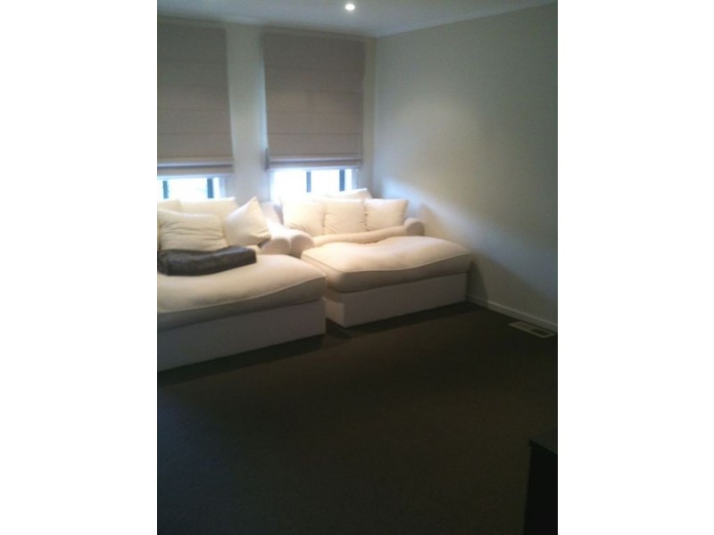 5 Dominic Mews, Somerville VIC 3912