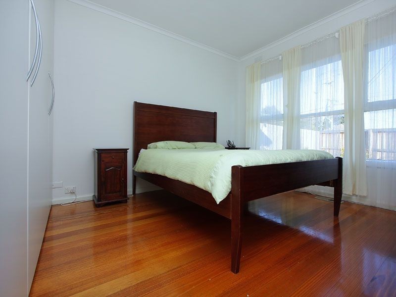 163 Beach Street, Frankston VIC 3199