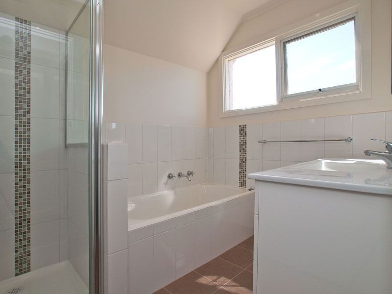 2/38 Cliff Road, Frankston South VIC 3199