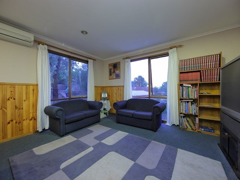 11 Yandiah Court, Frankston VIC 3199